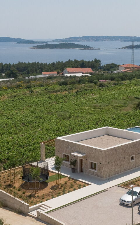 Villa Spectrum: Buitenkanten, Keer bekeken