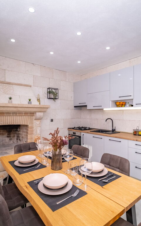 Villa Diana: Keuken, Lunchroom