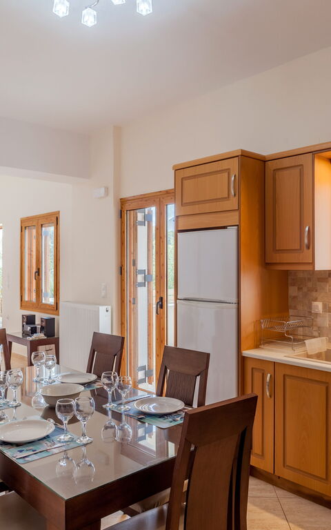 Villa Giorgos: Keuken, Lunchroom