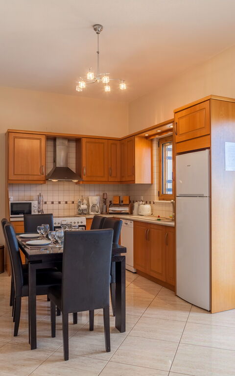 Villa Giorgos: Keuken, Lunchroom