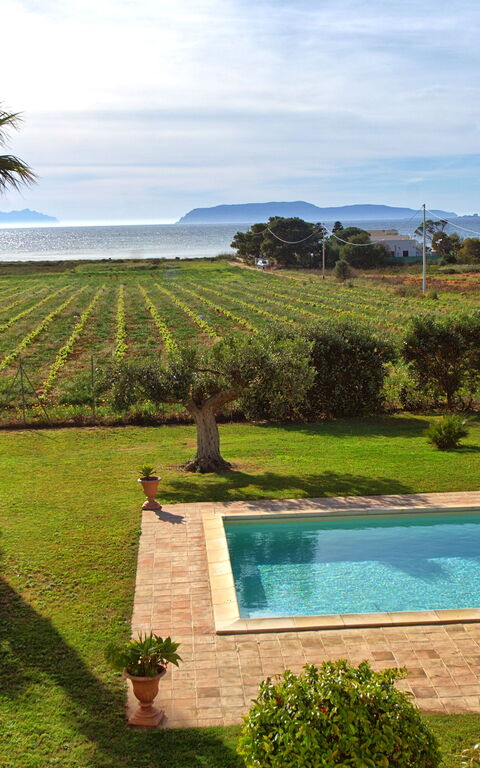 Villa Casale: Buitenkanten, Buitenshuis, Tuin, zwembad