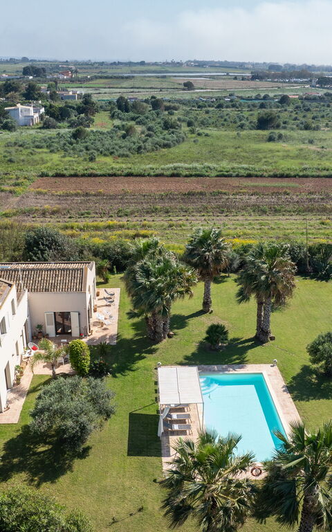 Villa Casale: Keer bekeken, zwembad