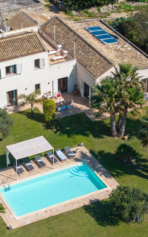 Villa Casale: Tuin, zwembad