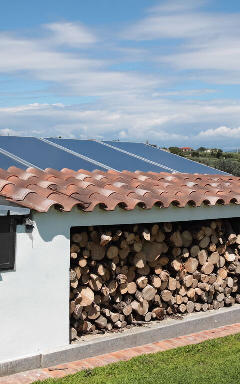 Villa Antici: Buitenkanten, Buitenshuis