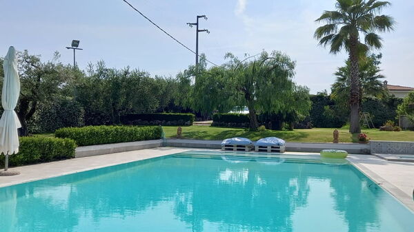 Villa Antici: Buitenkanten, Buitenshuis, Tuin, zwembad