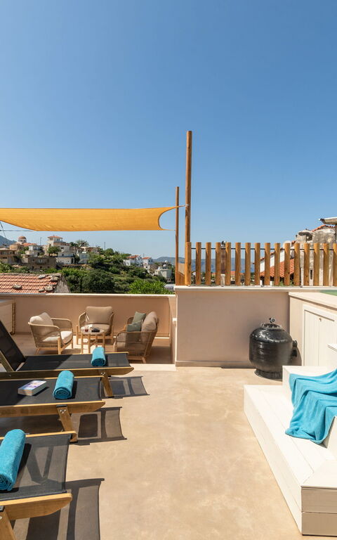 Villa Mirage: Buitenkanten, Buitenshuis, Keer bekeken, zwembad