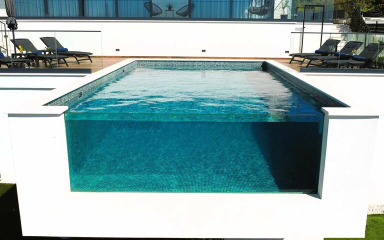 Villa Nikta: zwembad