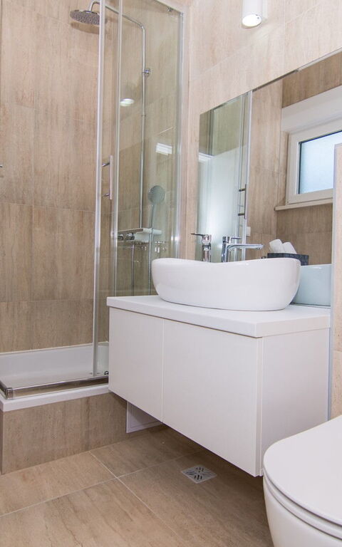 Villa Orvas 190: Badkamer