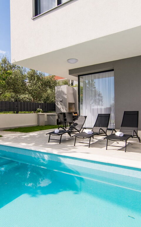 Villa Orvas 190: Balkon / terras / patio, Buitenkanten, Buitenshuis, zwembad