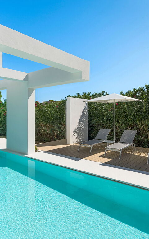 Villa Gadir: Buitenkanten, Buitenshuis, zwembad