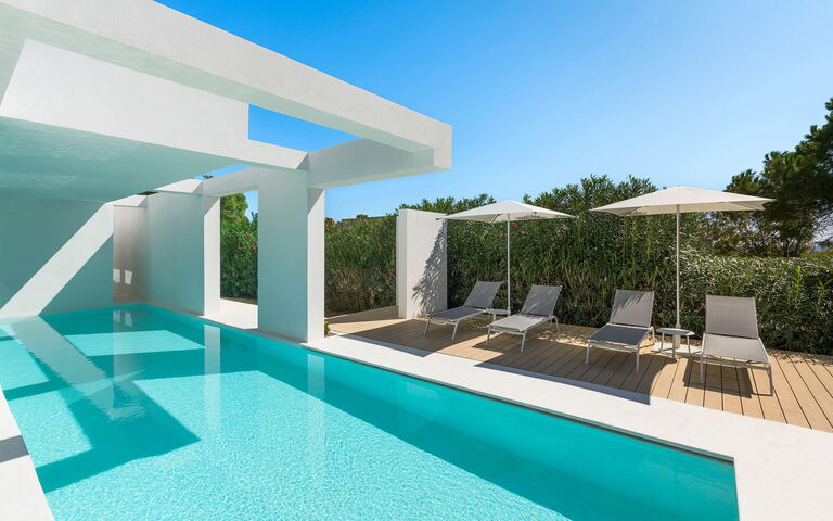 Villa Gadir: Buitenkanten, Buitenshuis, zwembad