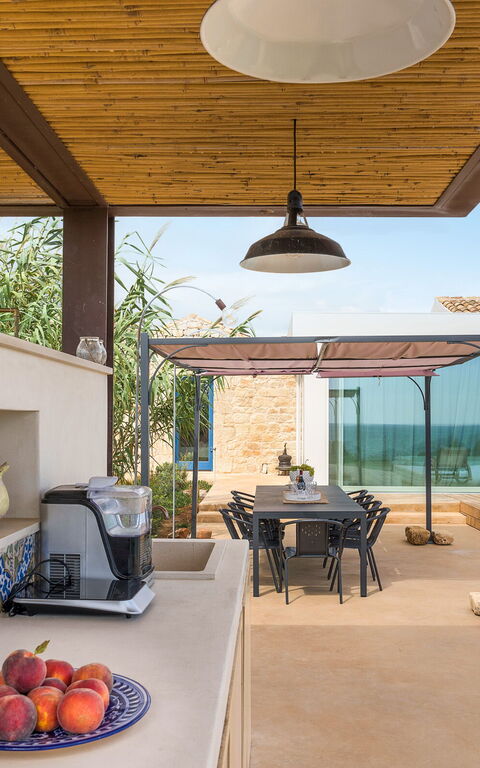 Villa Al Nair: Buitenkanten, Buitenshuis