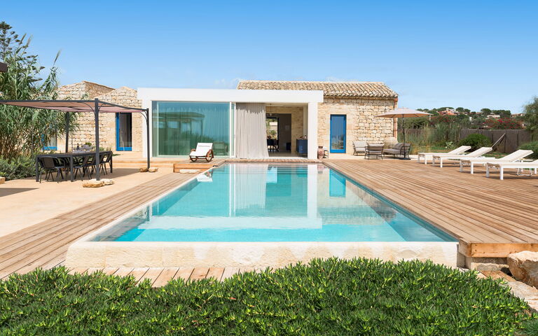 Villa Al Nair: Buitenkanten, Buitenshuis