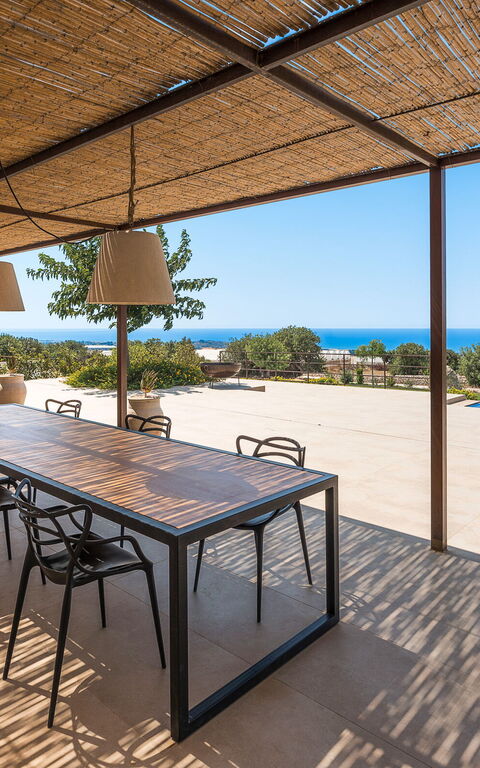 Gelso Bianco: Buitenkanten, Buitenshuis, Keer bekeken