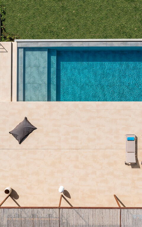 Gelso Bianco: Keer bekeken, Tuin, zwembad