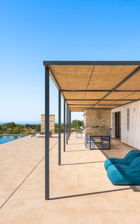 Villa Passo Salina: Balkon / terras / patio, zwembad