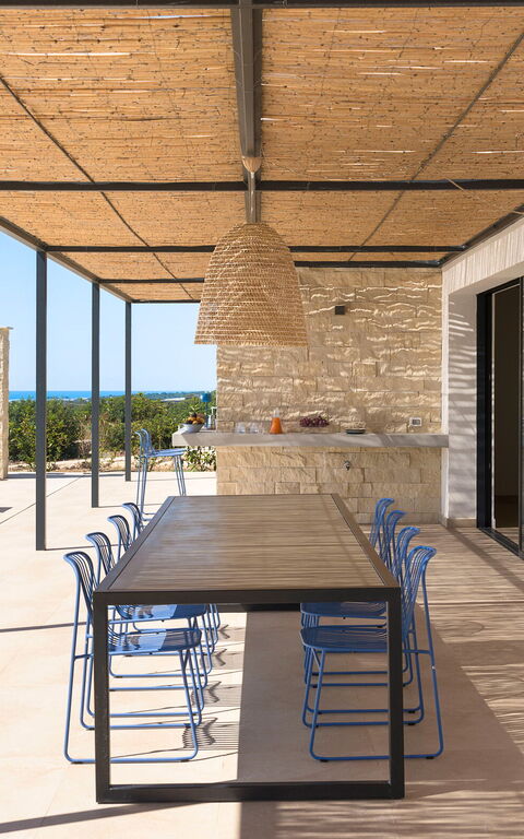 Villa Passo Salina: Balkon / terras / patio, zwembad