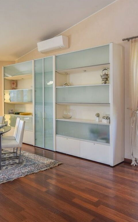 Villa Paradiso: Lunchroom, Woonkamer