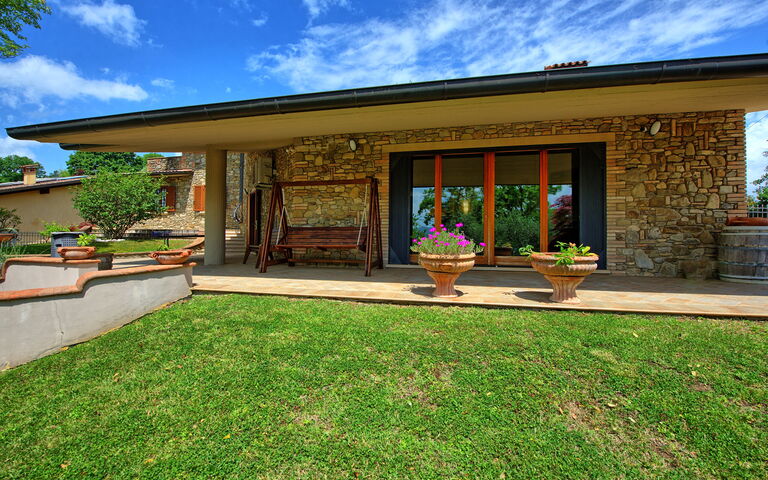 Villa Paradiso: Tuin