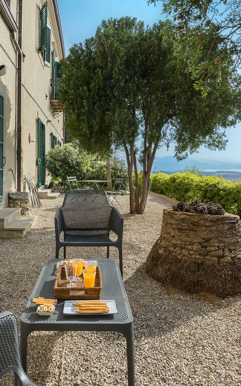 Villa Giuffrè: Balkon / terras / patio, Buitenkanten, Buitenshuis, Keer bekeken