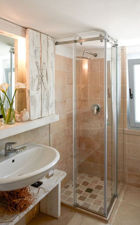 Masseria Lamacerase: Badkamer