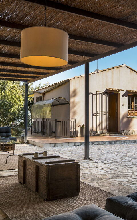 Villa Petra: Buitenshuis