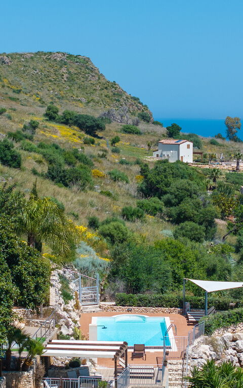 Villa Petra: Keer bekeken, zwembad
