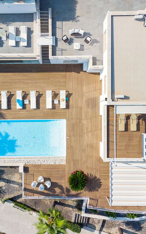 Villa Elysium: Buitenkanten, Buitenshuis, zwembad