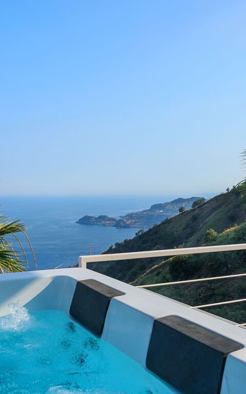 Villa Elysium: bubbelbad, Buitenkanten, Buitenshuis, Keer bekeken, Welzijn