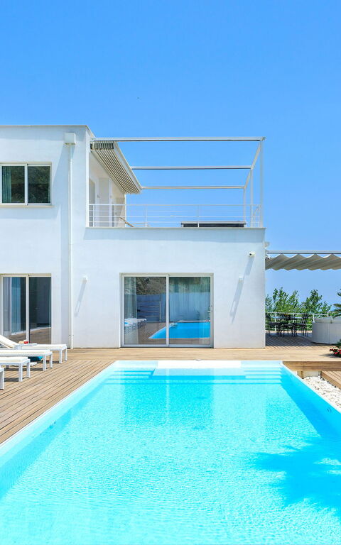 Villa Elysium: Buitenkanten, Buitenshuis, Keer bekeken, zwembad