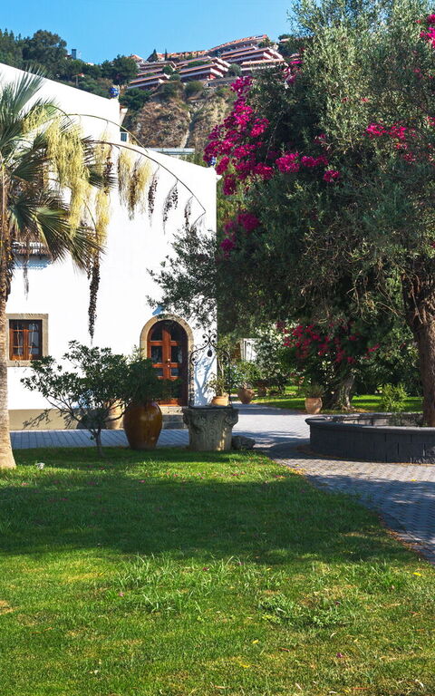 Villa Bellasia: Buitenkanten, Buitenshuis, Tuin