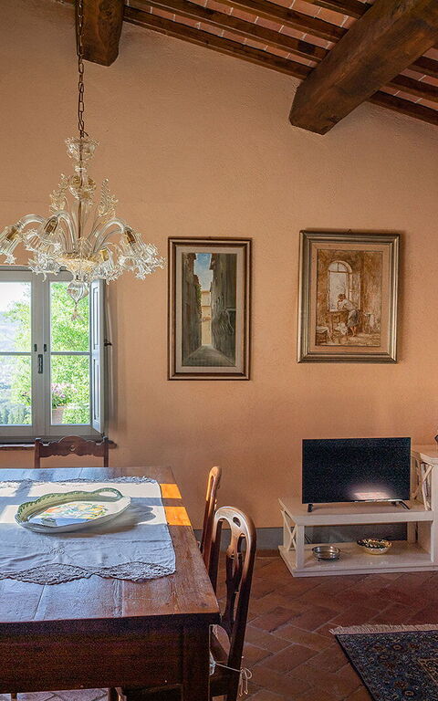Villa Colle Di Sotto: Lunchroom, Woonkamer