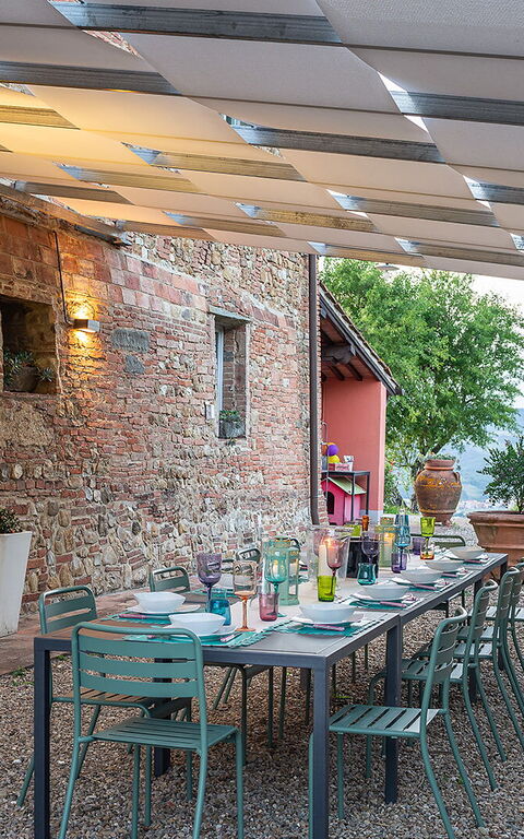 Villa Colle Di Sotto: Buitenkanten, Buitenshuis