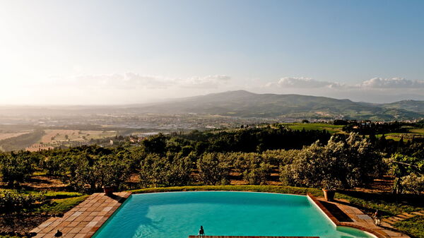 Cottage Colle di Sotto: Buitenkanten, Buitenshuis, zwembad