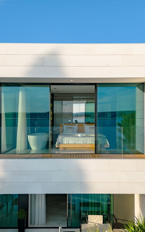 Orvas Villa 82: Buitenkanten, Keer bekeken