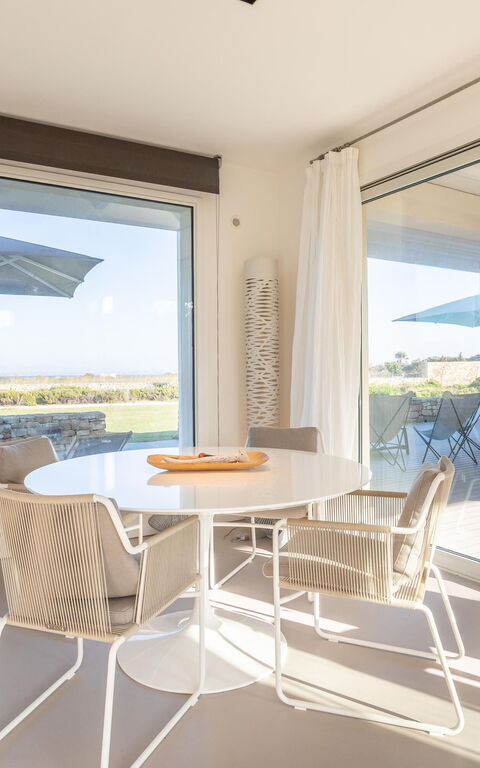 Villa Partenope: Lunchroom, Woonkamer