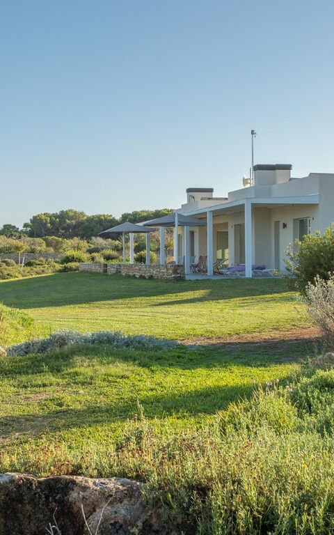 Villa Partenope: Buitenkanten, Buitenshuis, Keer bekeken, Tuin