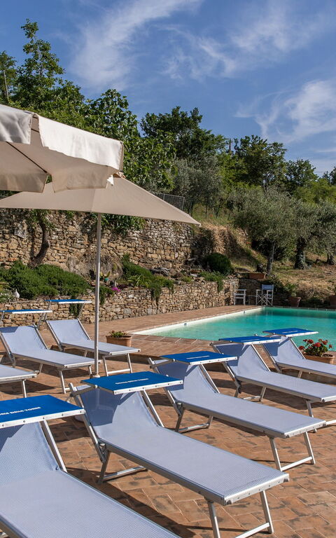 Casale Della Torre: Buitenshuis, Keer bekeken, Tuin, zwembad