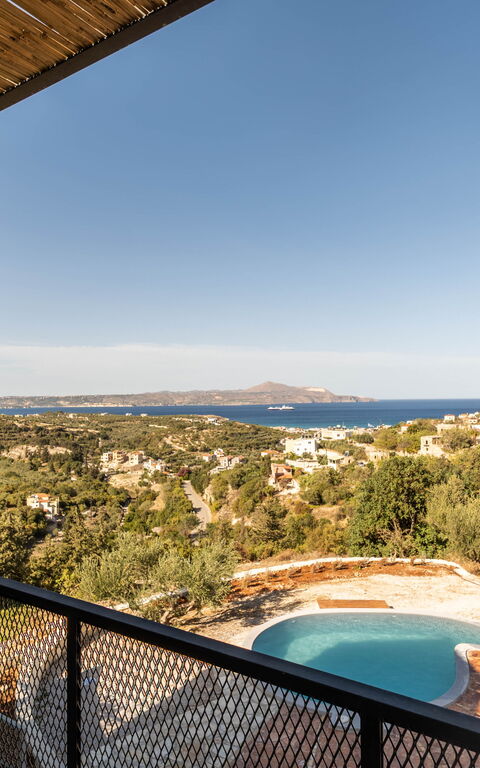 Villa Falcos: Balkon / terras / patio, Buitenkanten, Buitenshuis, Keer bekeken, zwembad