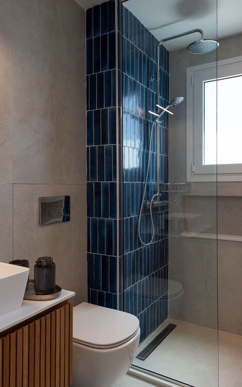 Villa Thea Mare Maistro: Badkamer