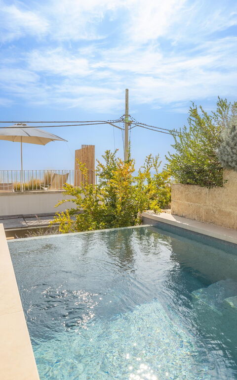 Marinaia Panorama: Keer bekeken, zwembad