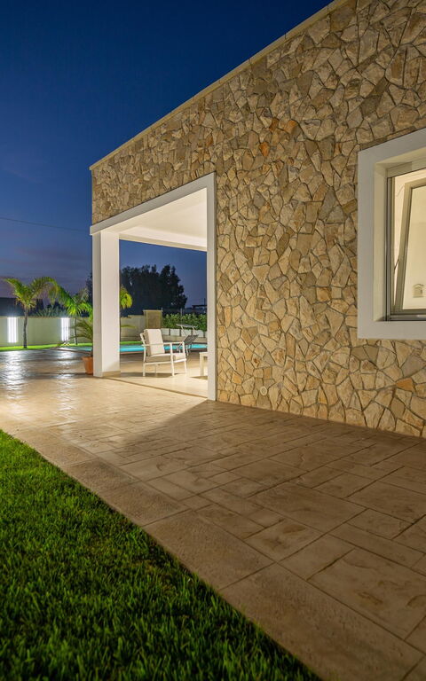 Villa Palibella: Buitenkanten, Buitenshuis, Tuin