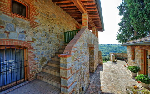 Accommodatie Torre 2: Buitenkanten, Buitenshuis