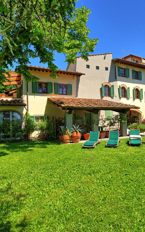 Villa Casciani: Buitenkanten, Buitenshuis, Tuin