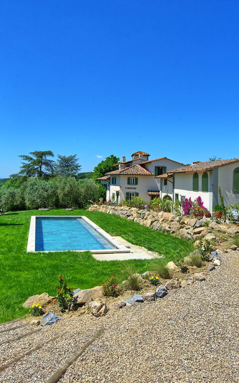 Villa Casciani: Buitenshuis, zwembad