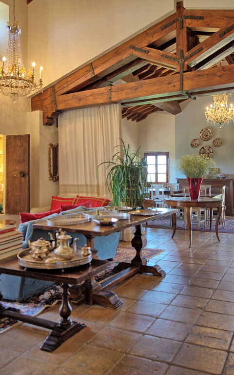 Villa Casciani: Lunchroom, Woonkamer