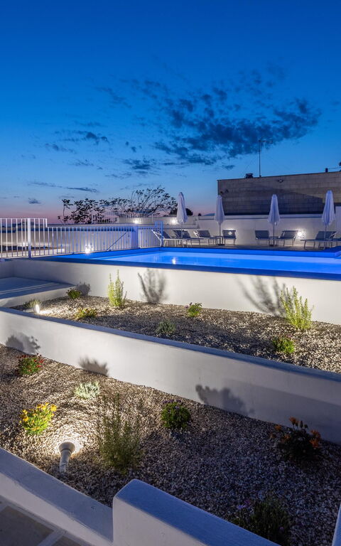 Villa Don Carmine: Buitenkanten, Buitenshuis, Keer bekeken, zwembad