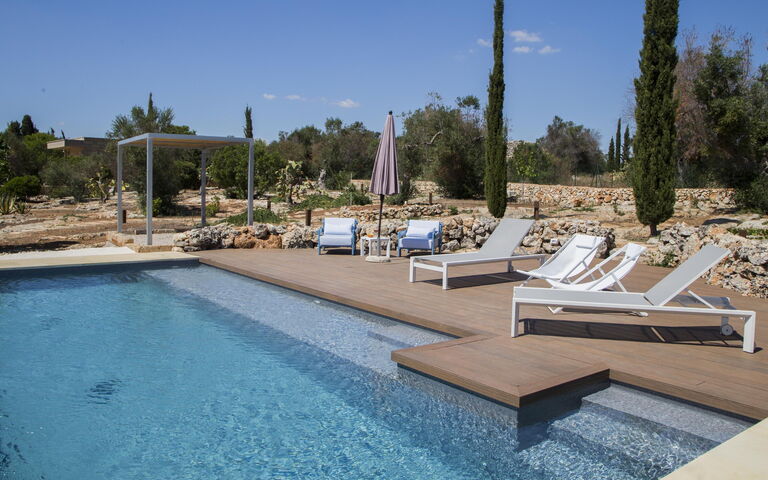 Villa Platino: Buitenkanten, Buitenshuis, zwembad