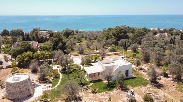 Villa Platino: Buitenkanten, Buitenshuis, Keer bekeken, Tuin