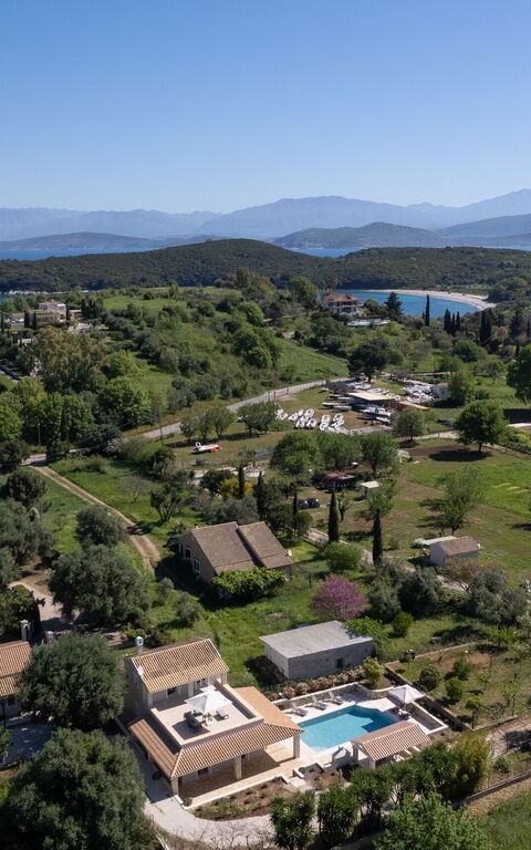 Villa Armonia: Buitenkanten, Buitenshuis, Keer bekeken